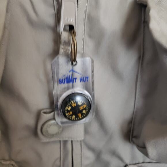 Cabelas Women's Fishing Hunting Guide Multi Pocket Vest Size Large Khaki Tan - Picture 3 of 14